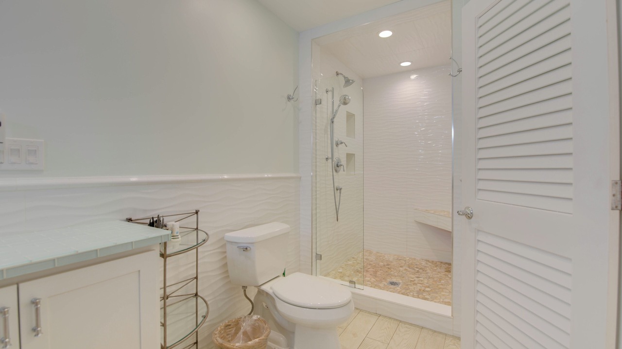 Photo of Bathroom in Bahama Village