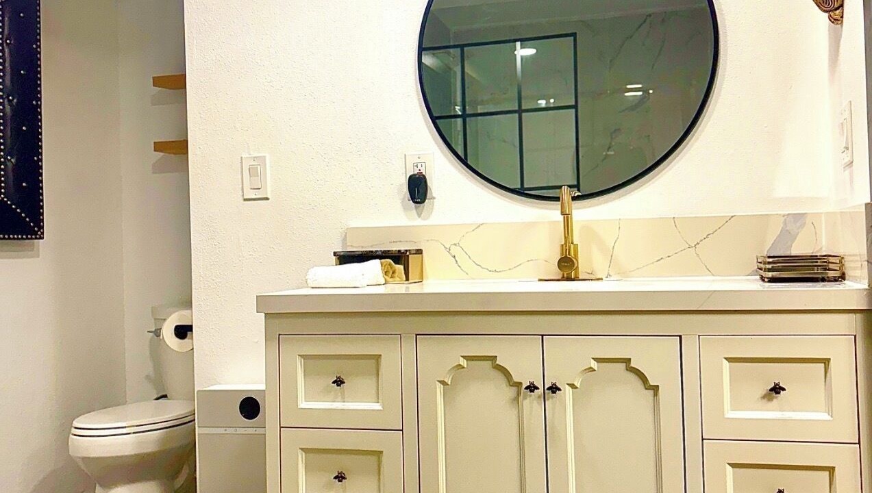 Photo of Bathroom in Cedarpines Park