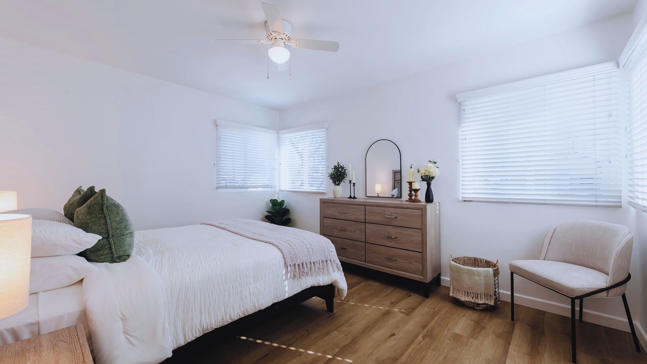 Photo of Bedroom in Lawndale