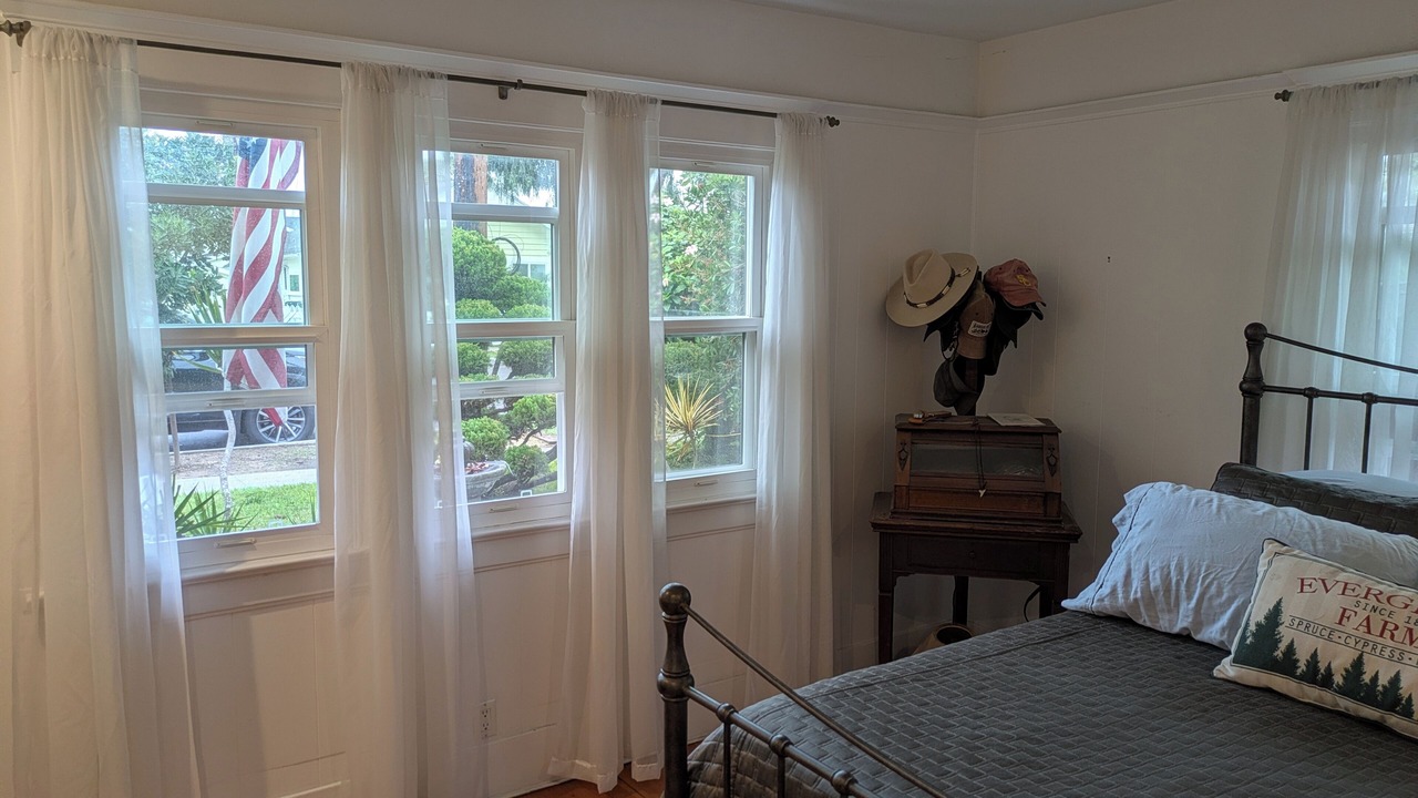 Photo of Bedroom in El Segundo