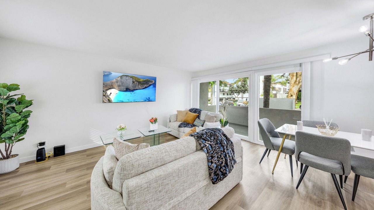 Photo of Livingroom in South Redondo
