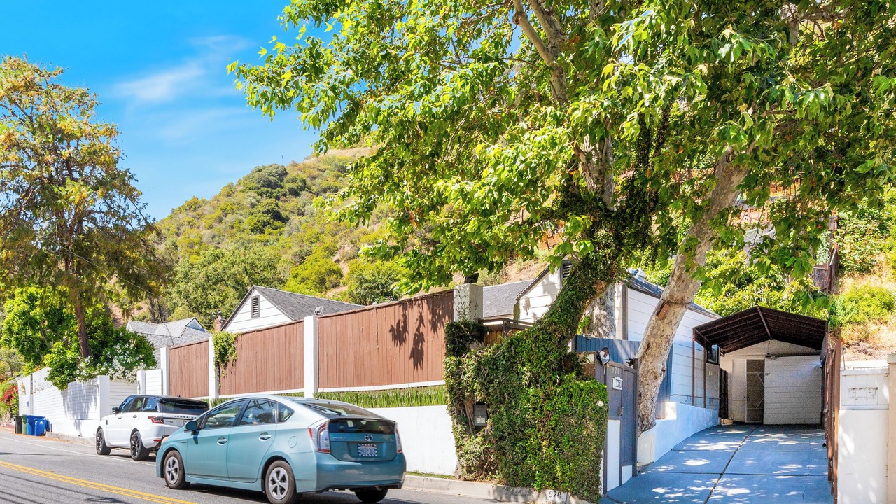 Photo of Outdoor in Beverly Glen