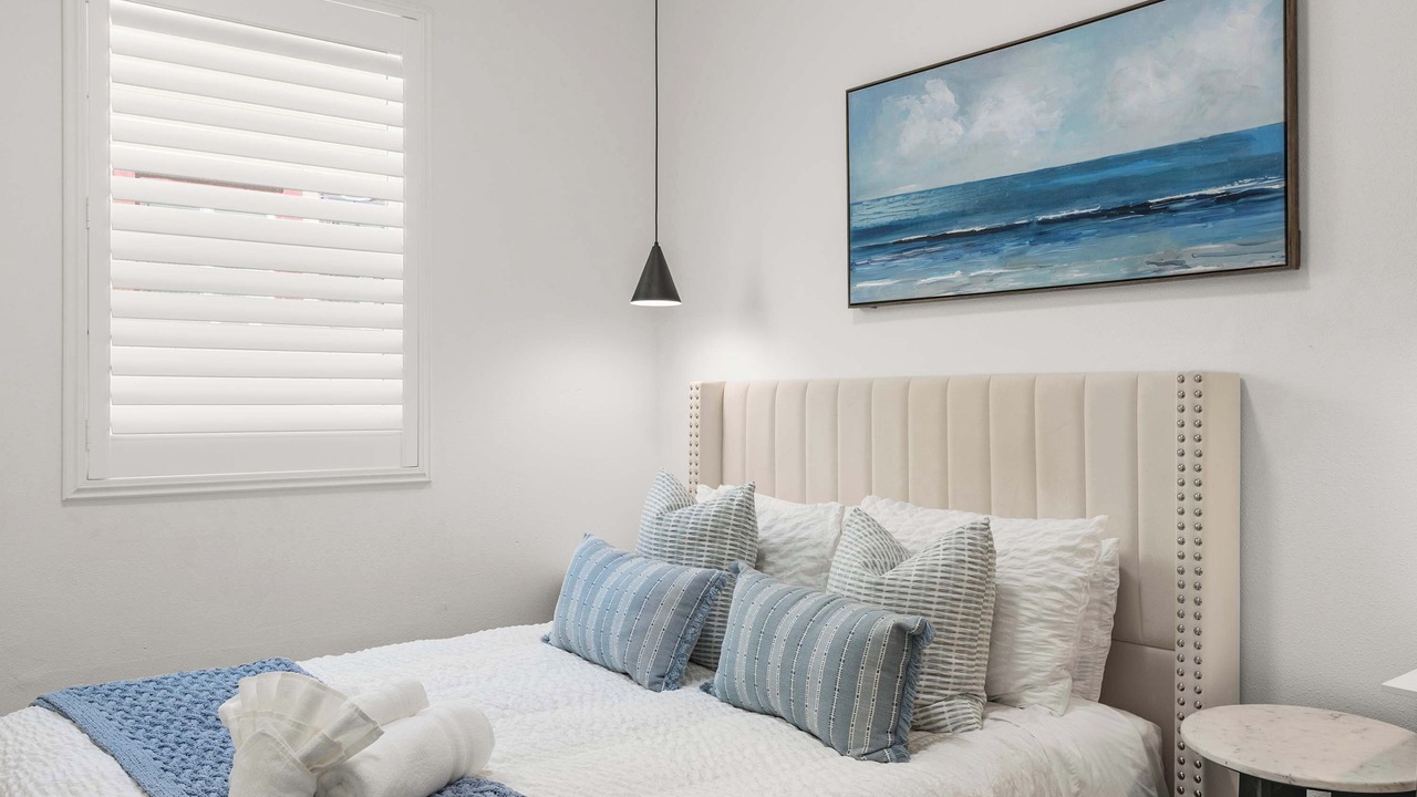 Photo of Bedroom in Compton