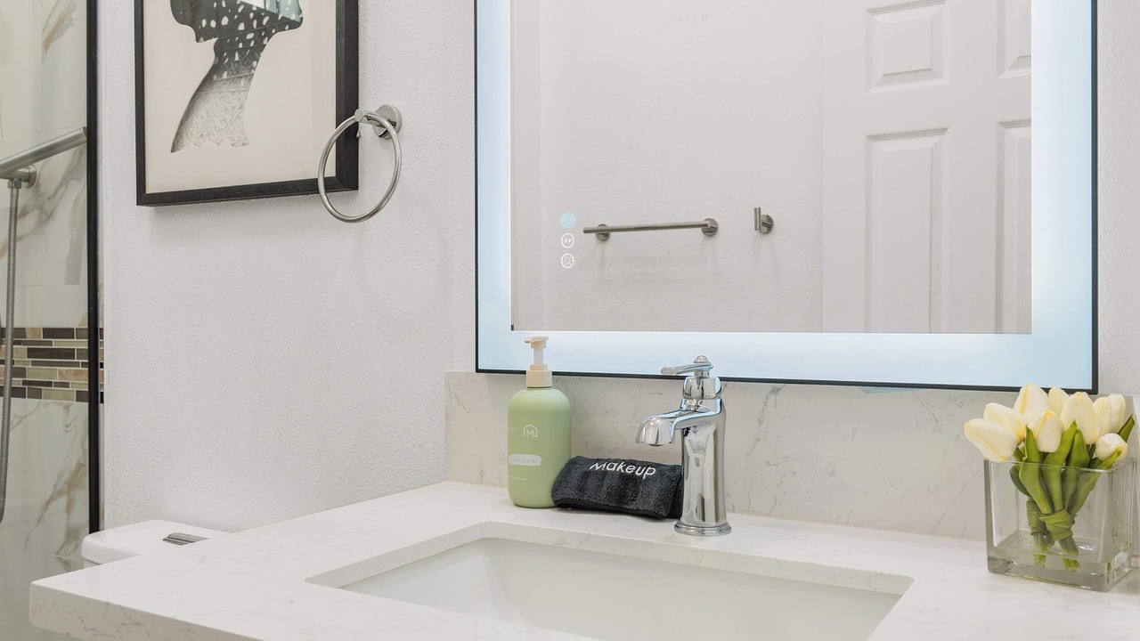Photo of Bathroom in Compton