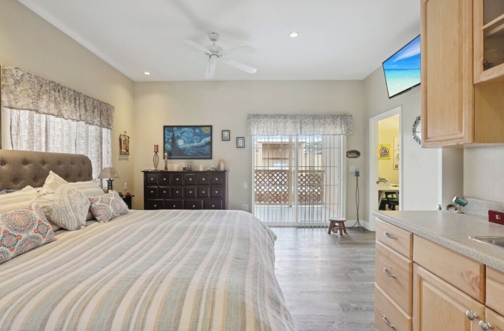 Photo of Bedroom in Harbor