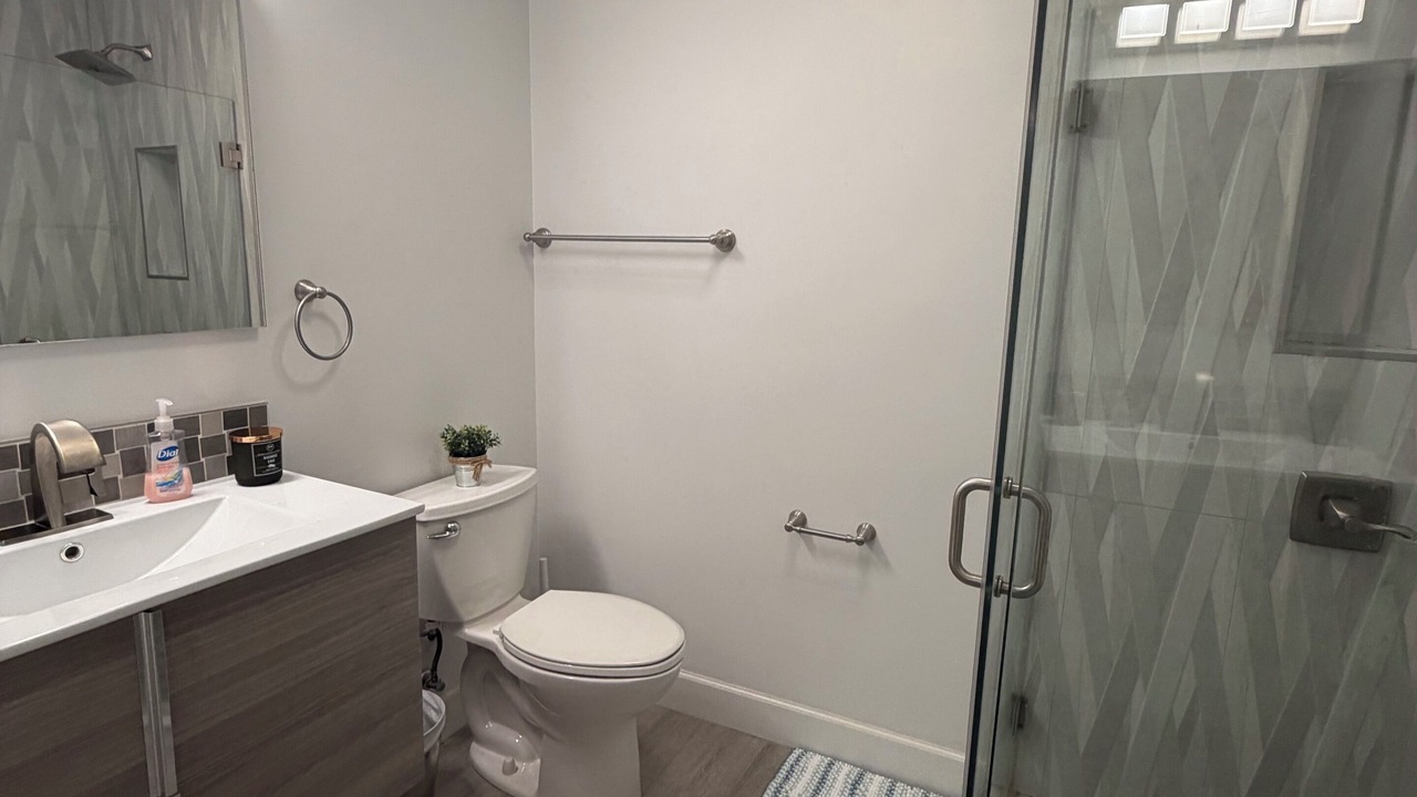 Photo of Bathroom in Rock Harbor