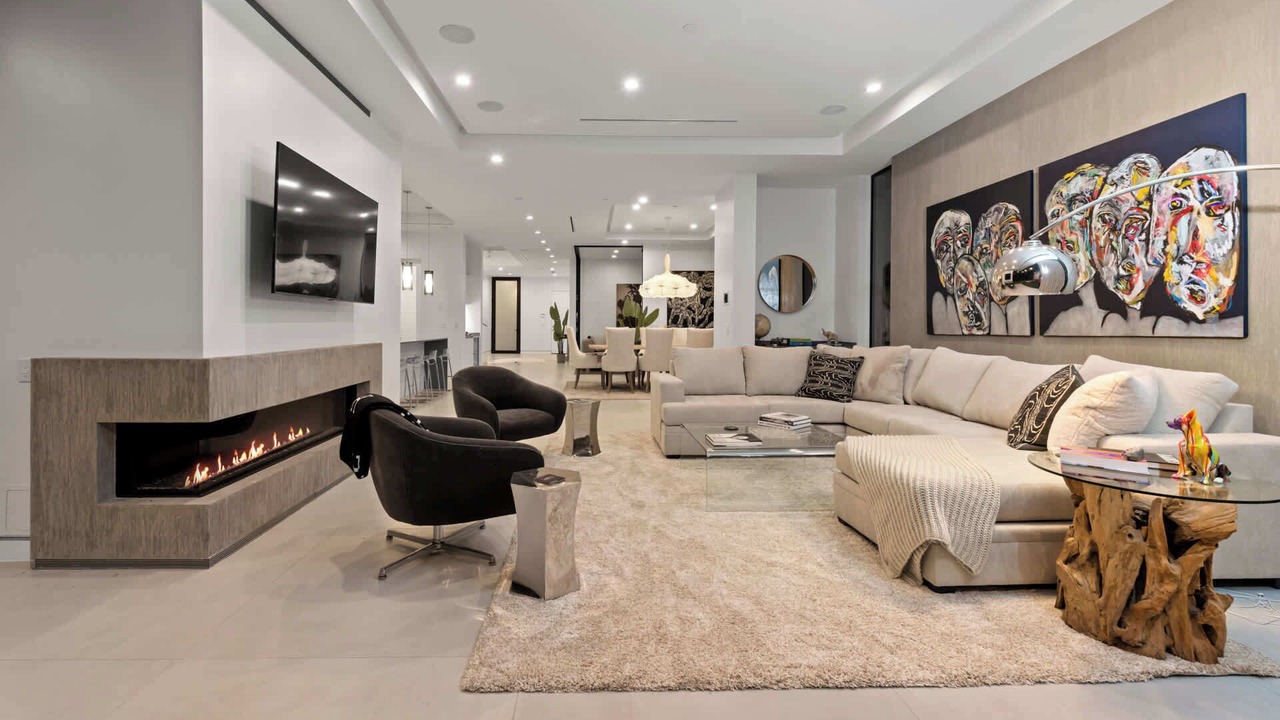 Photo of Livingroom in Beverly Grove