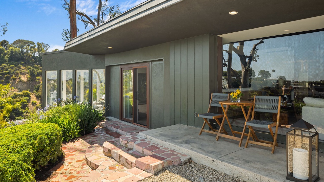 Photo of Outdoor in Beverly Glen