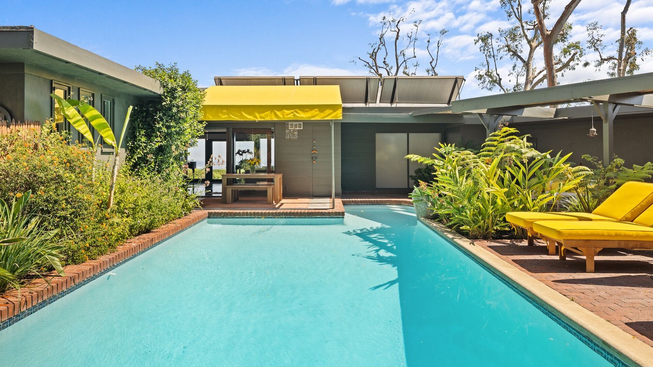 Photo of Outdoor in Beverly Glen