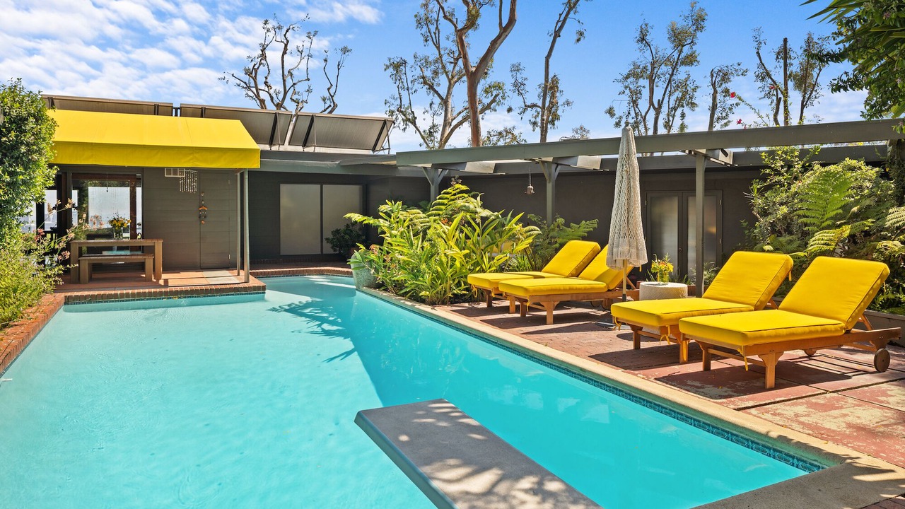 Photo of Outdoor in Beverly Glen