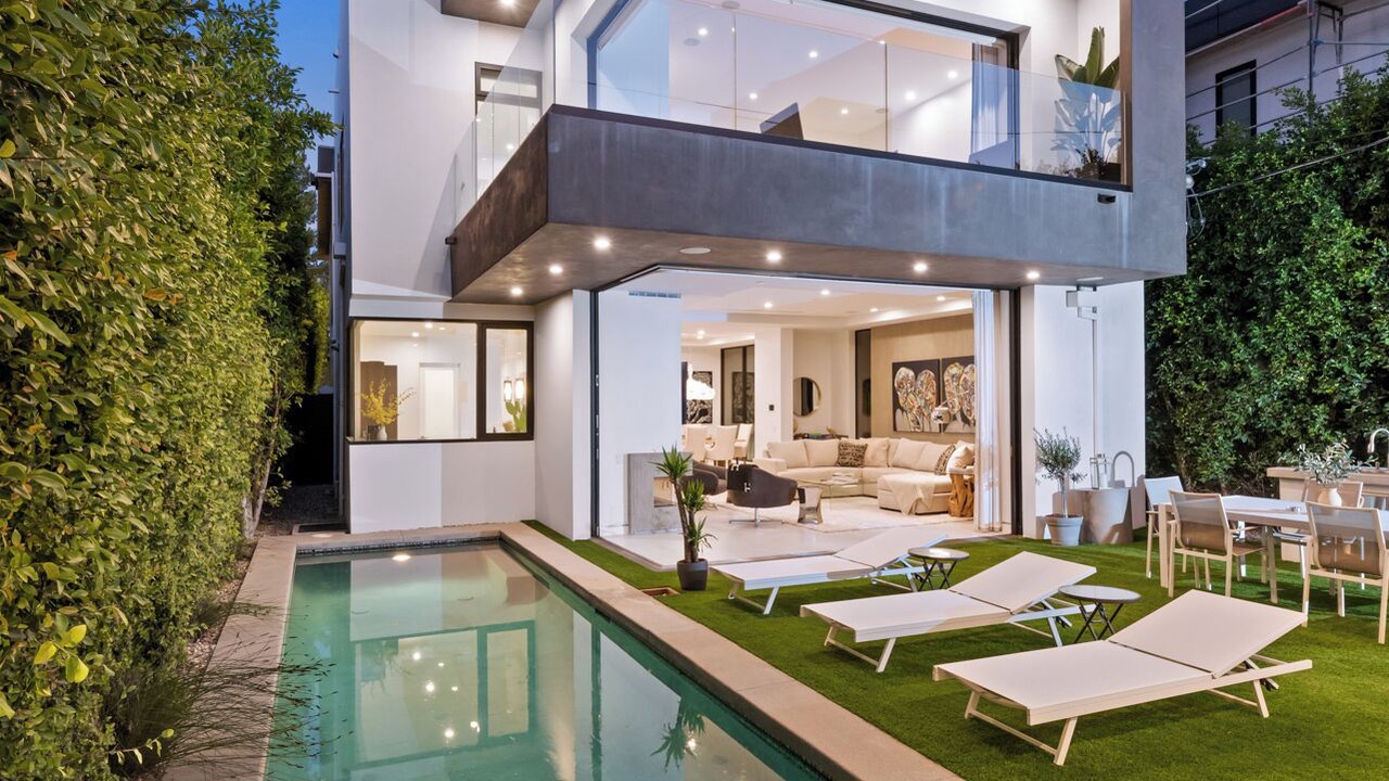 Photo of Outdoor in Beverly Grove