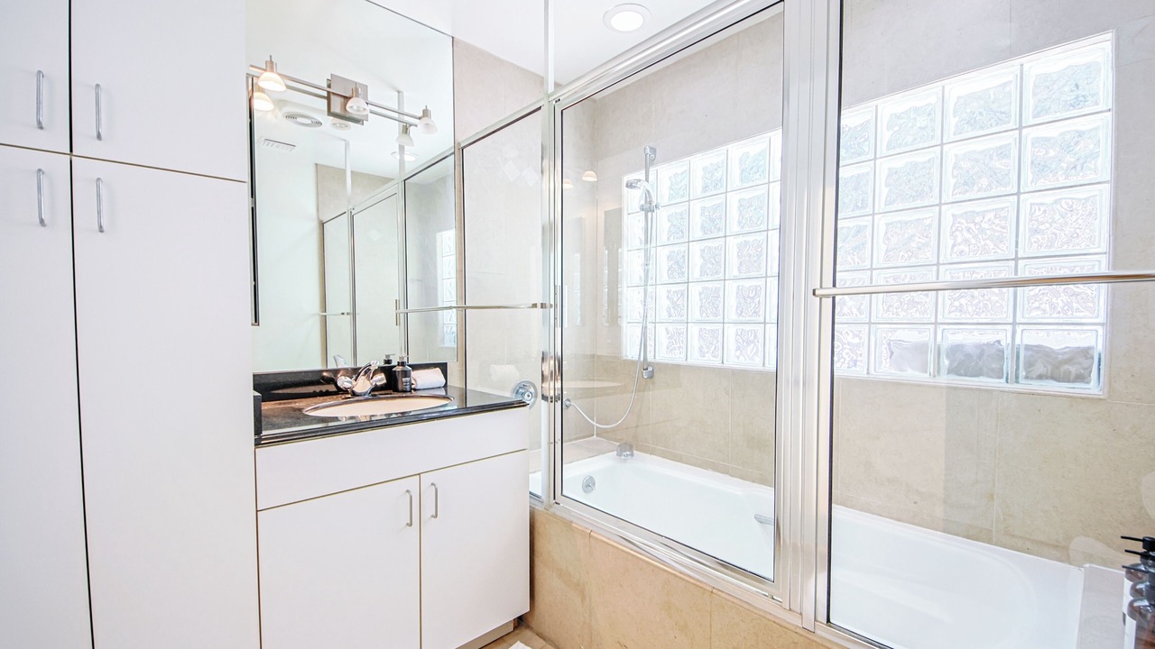 Photo of Bathroom in Melrose