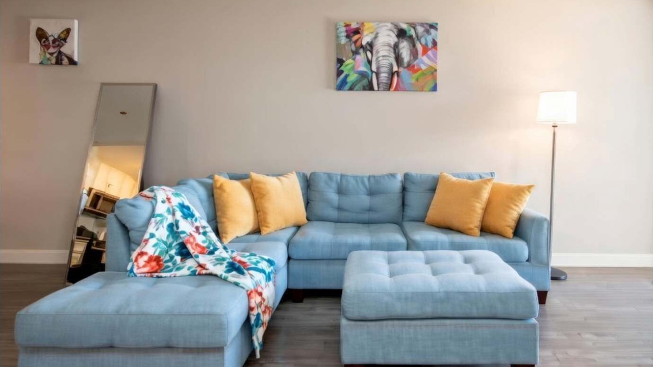 Photo of Livingroom in Little Armenia