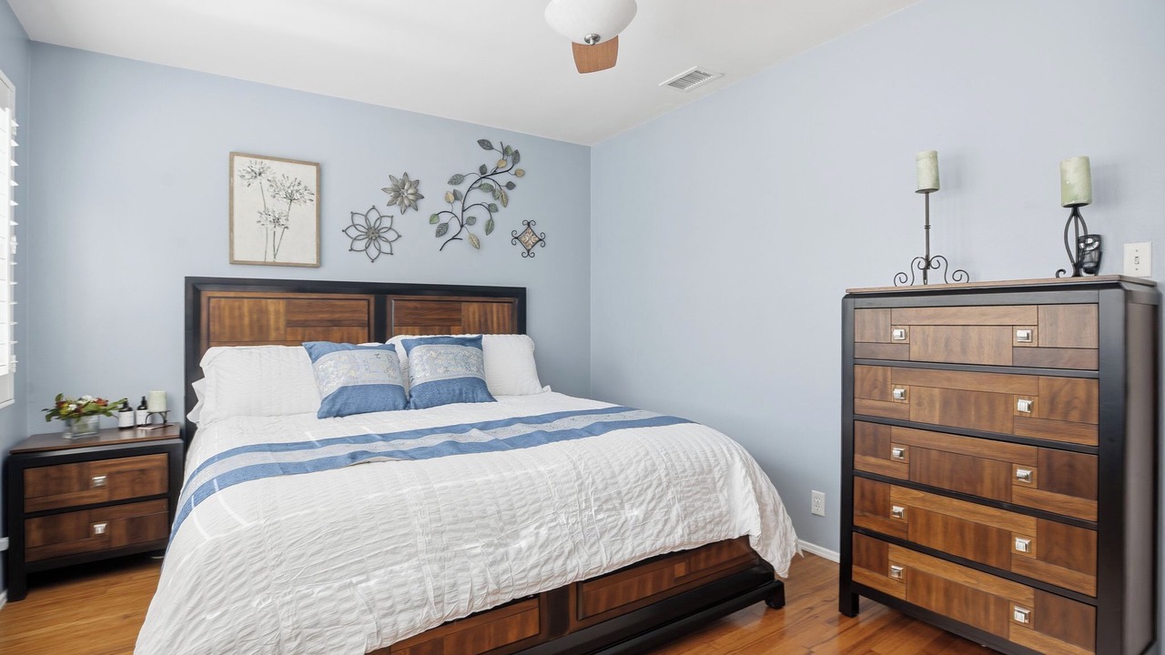 Photo of Bedroom in The Plaza