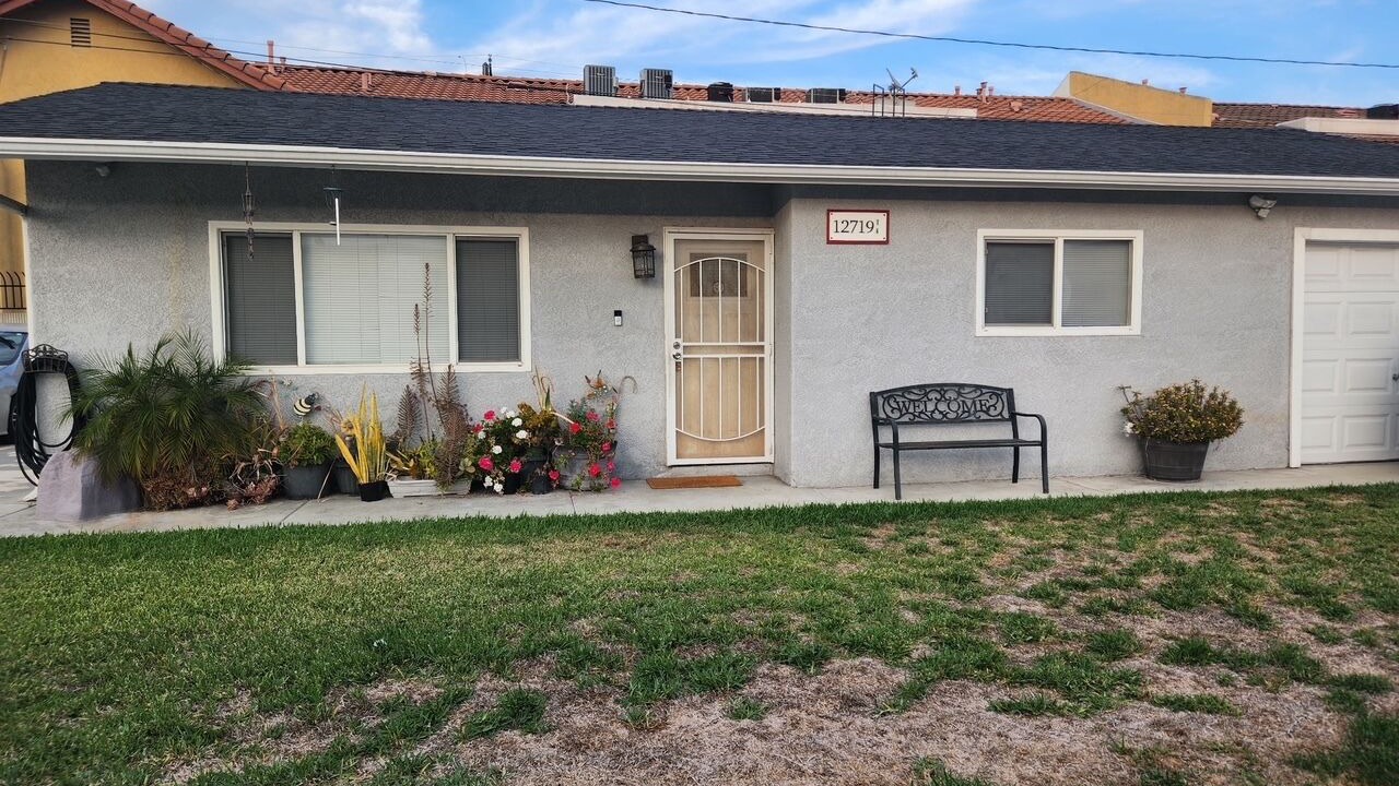 Photo of Outdoor in Downey
