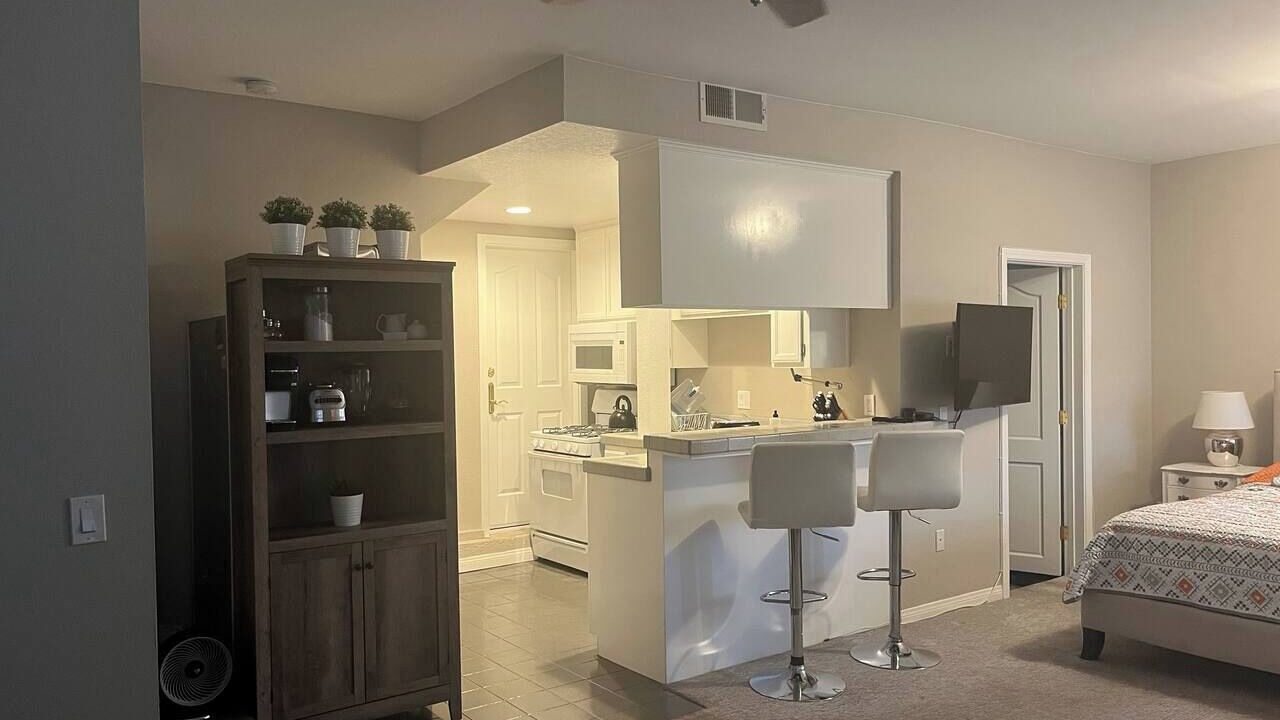 Photo of Bedroom in The Strand