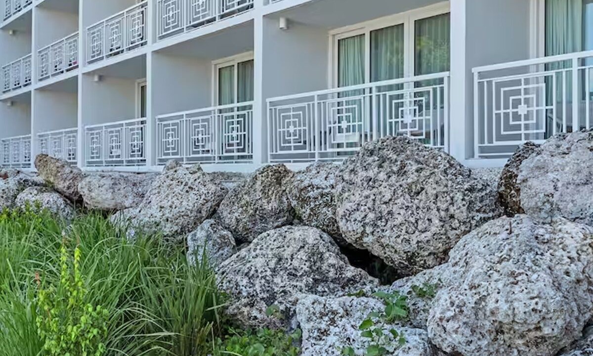 Photo of Others in Rock Harbor