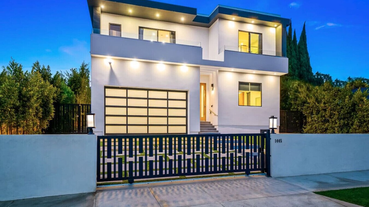Photo of Outdoor in Mid City