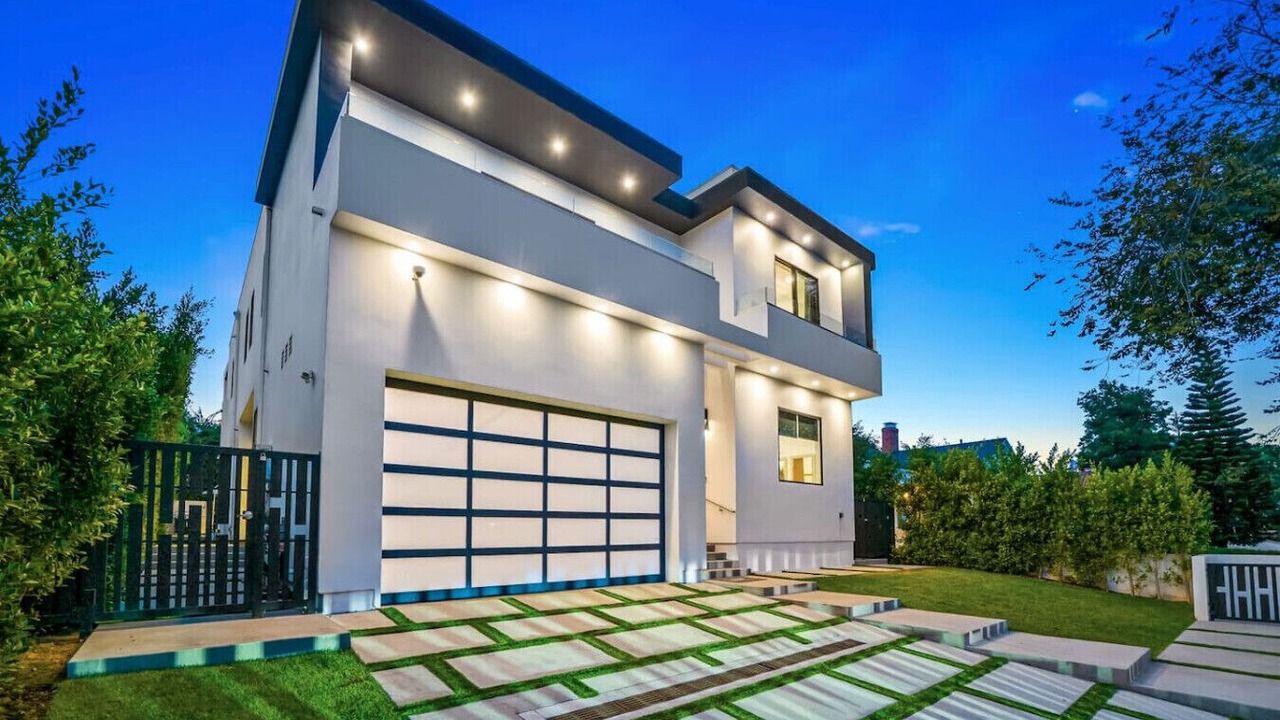 Photo of Outdoor in Mid City
