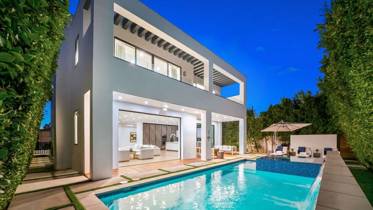 Photo of Outdoor in Mid City