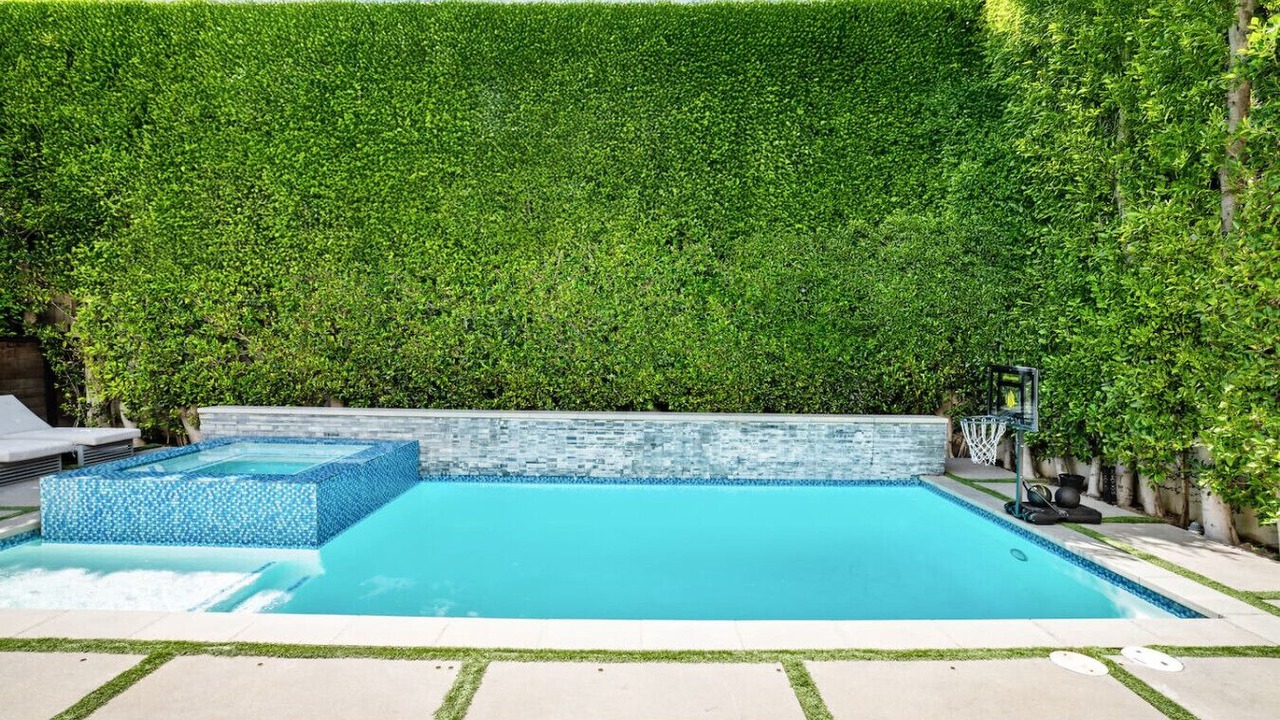 Photo of Outdoor in Mid City