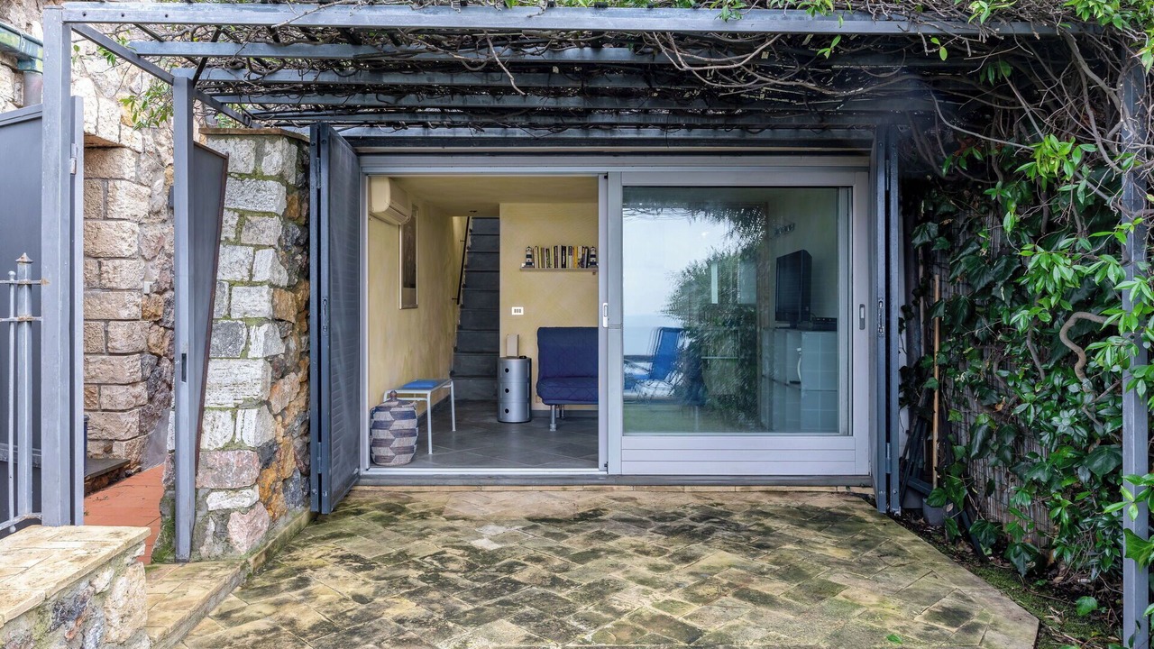 Photo of Patio Balcony in Cala Piccola
