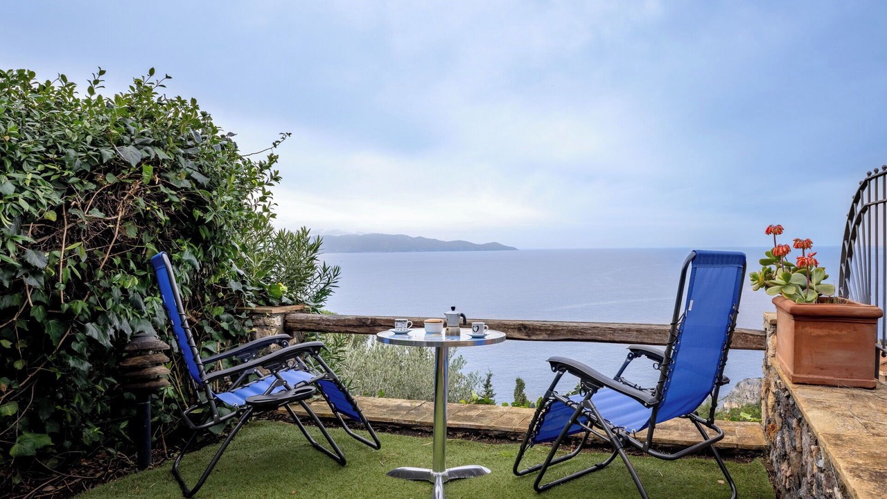 Photo of Patio Balcony in Cala Piccola