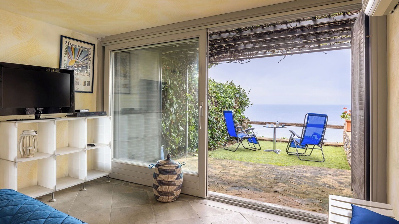 Photo of Patio Balcony in Cala Piccola