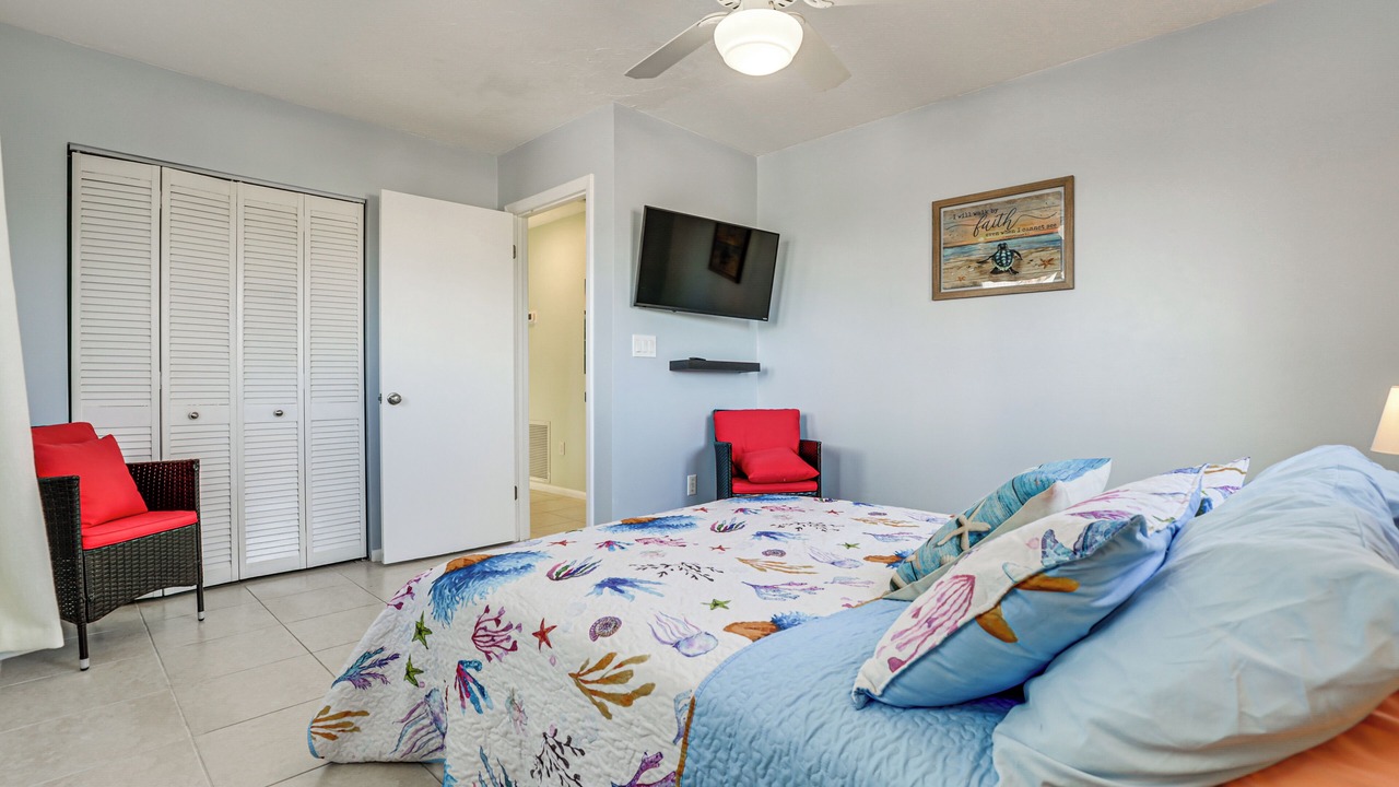 Photo of Bedroom in Cutthroat Harbor Estates