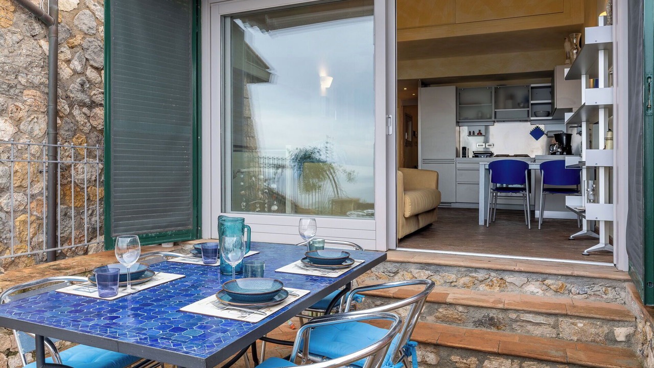 Photo of Patio Balcony in Cala Piccola