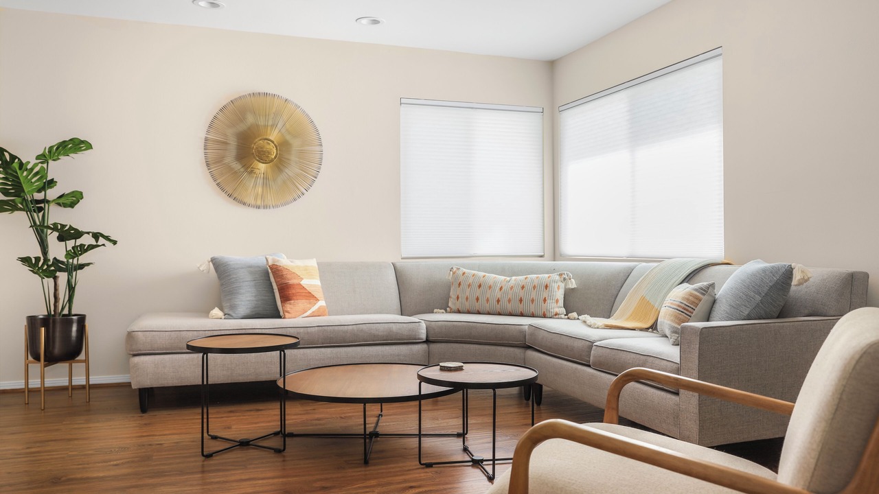 Photo of Livingroom in Charter Oak