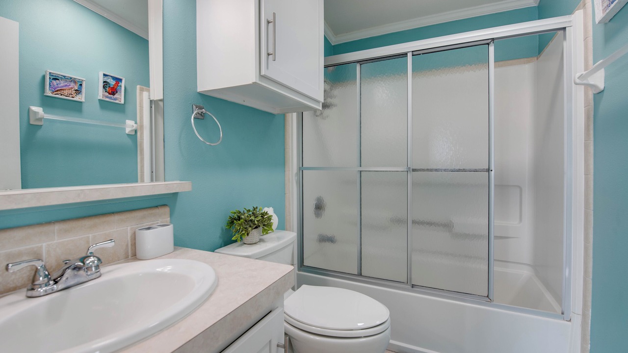 Photo of Bathroom in Cudjoe Key