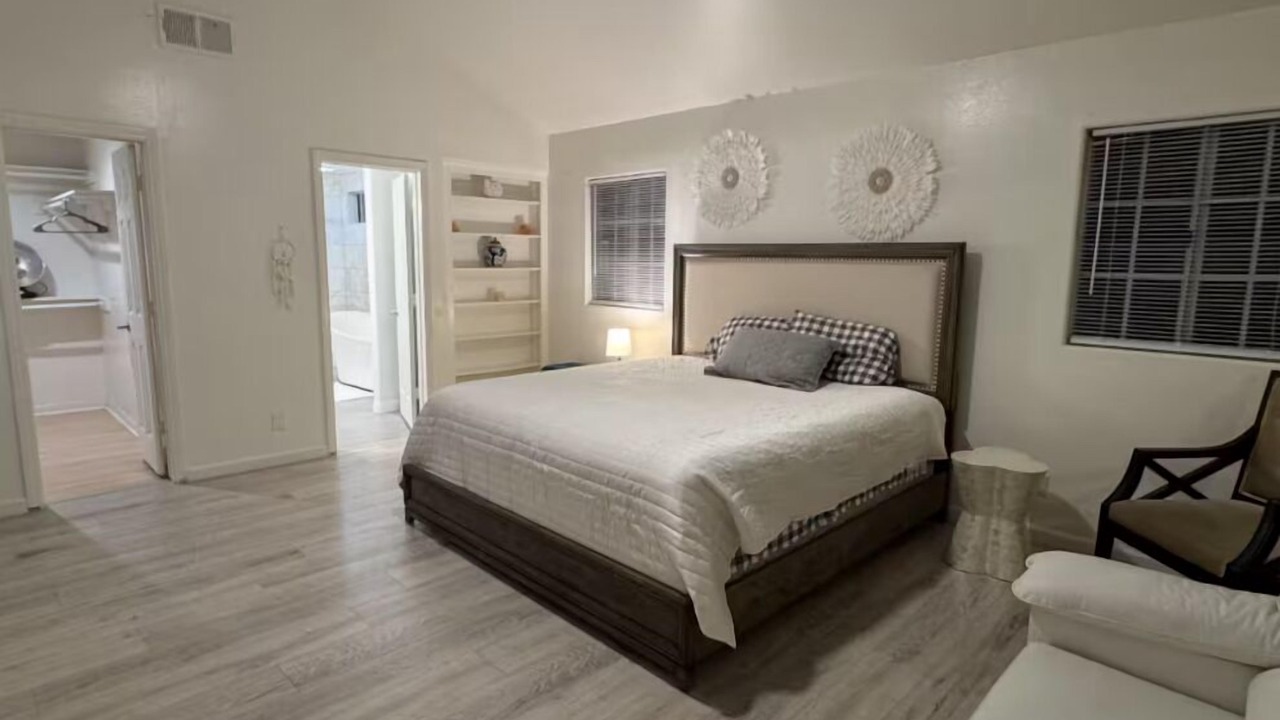 Photo of Bedroom in North Redondo