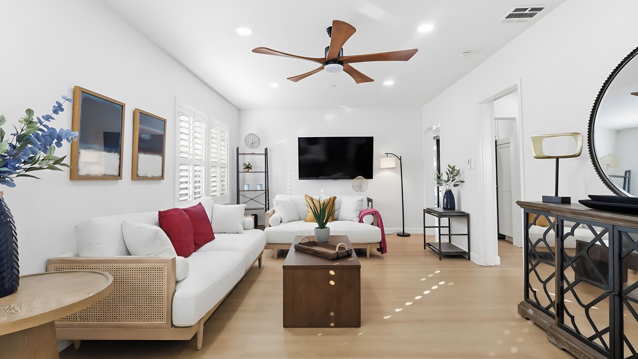 Photo of Livingroom in North Redondo