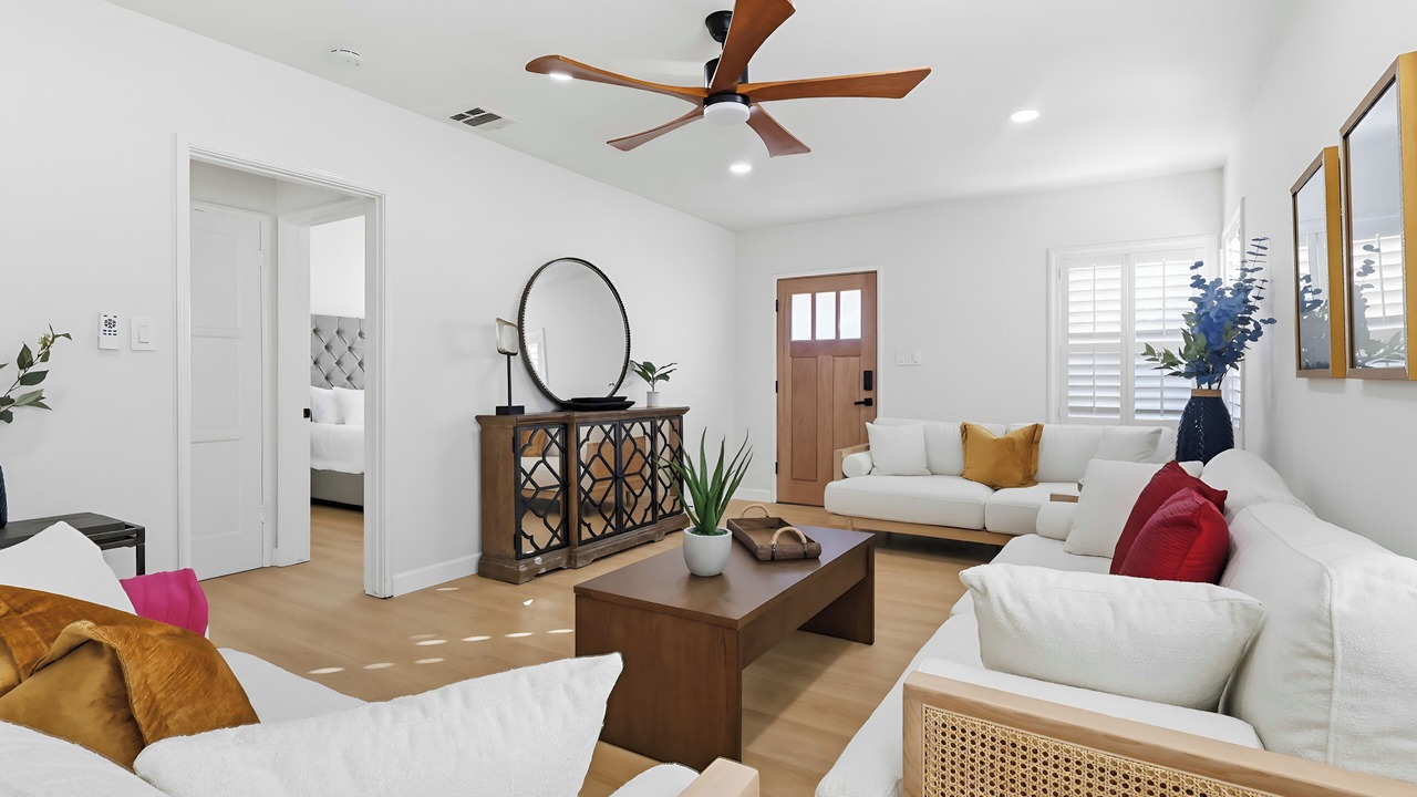 Photo of Livingroom in North Redondo
