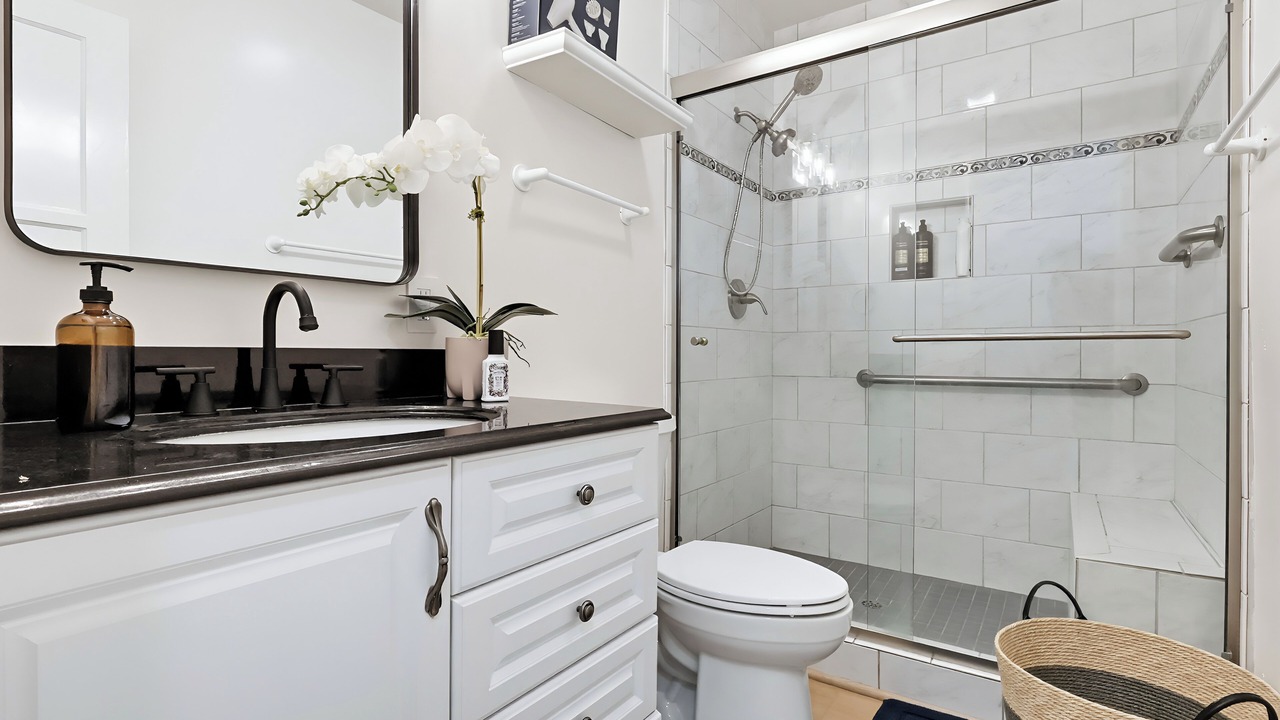 Photo of Bathroom in North Redondo
