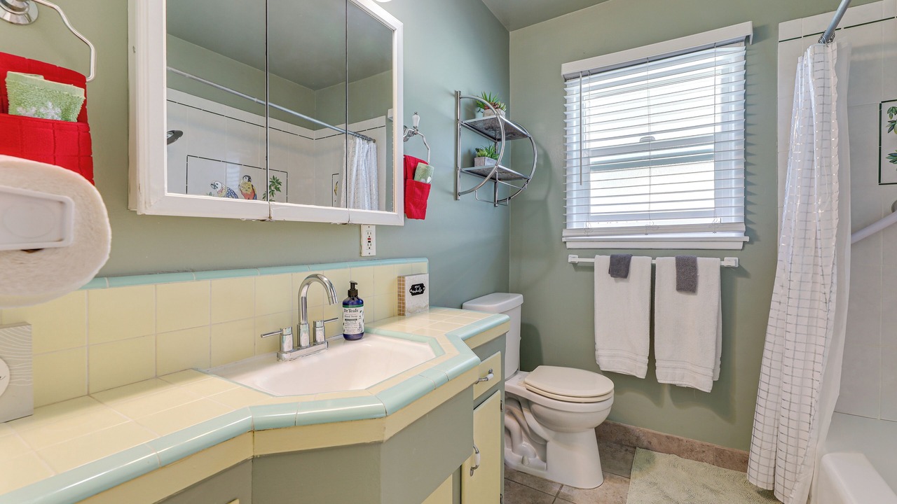 Photo of Bathroom in Compton
