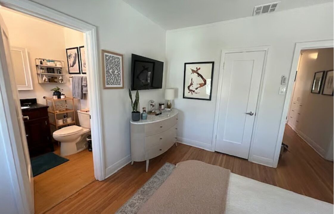 Photo of Bedroom in Carthay Circle