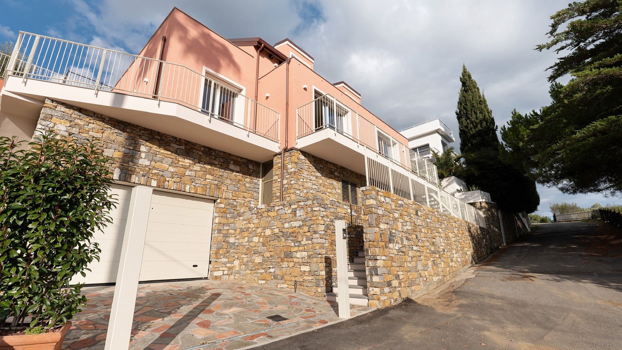 Photo of Outdoor in Andora