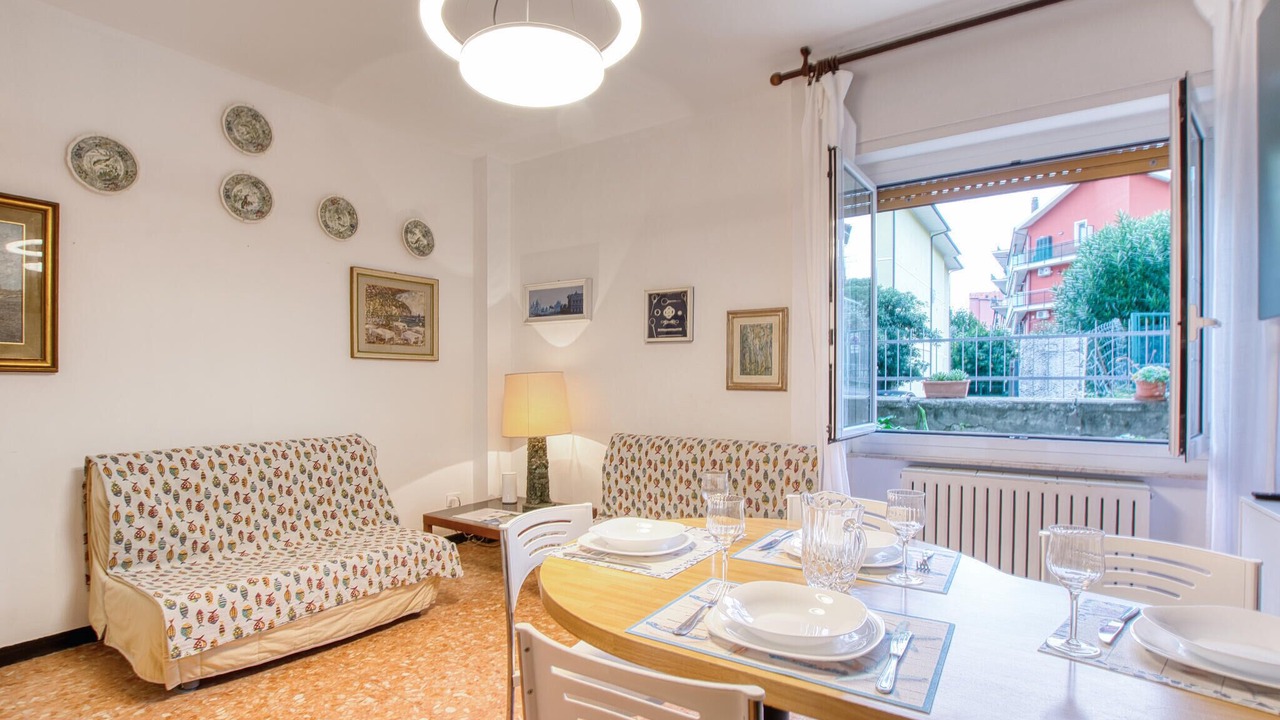 Photo of Bedroom in Deiva Marina