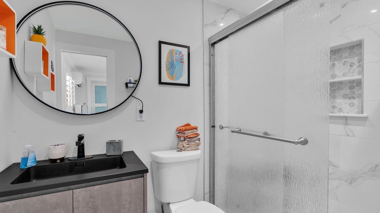 Photo of Bathroom in Big Coppitt Key