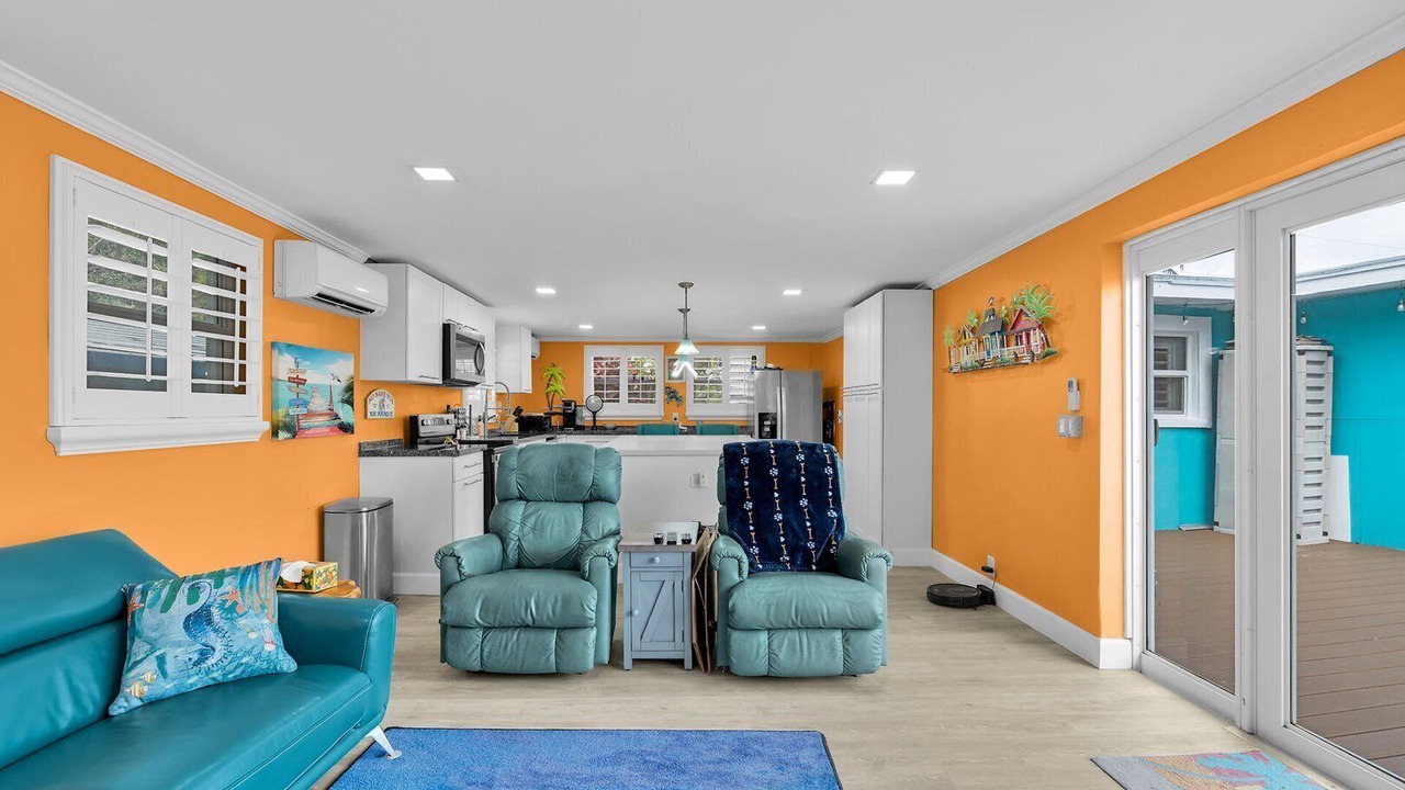 Photo of Livingroom in Big Coppitt Key