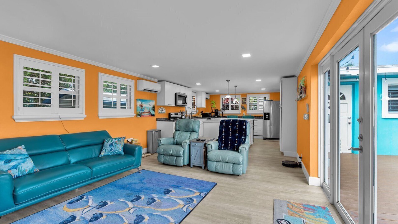 Photo of Livingroom in Big Coppitt Key
