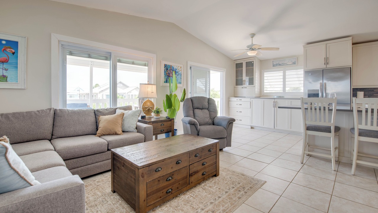 Photo of Livingroom in Port Pine Heights