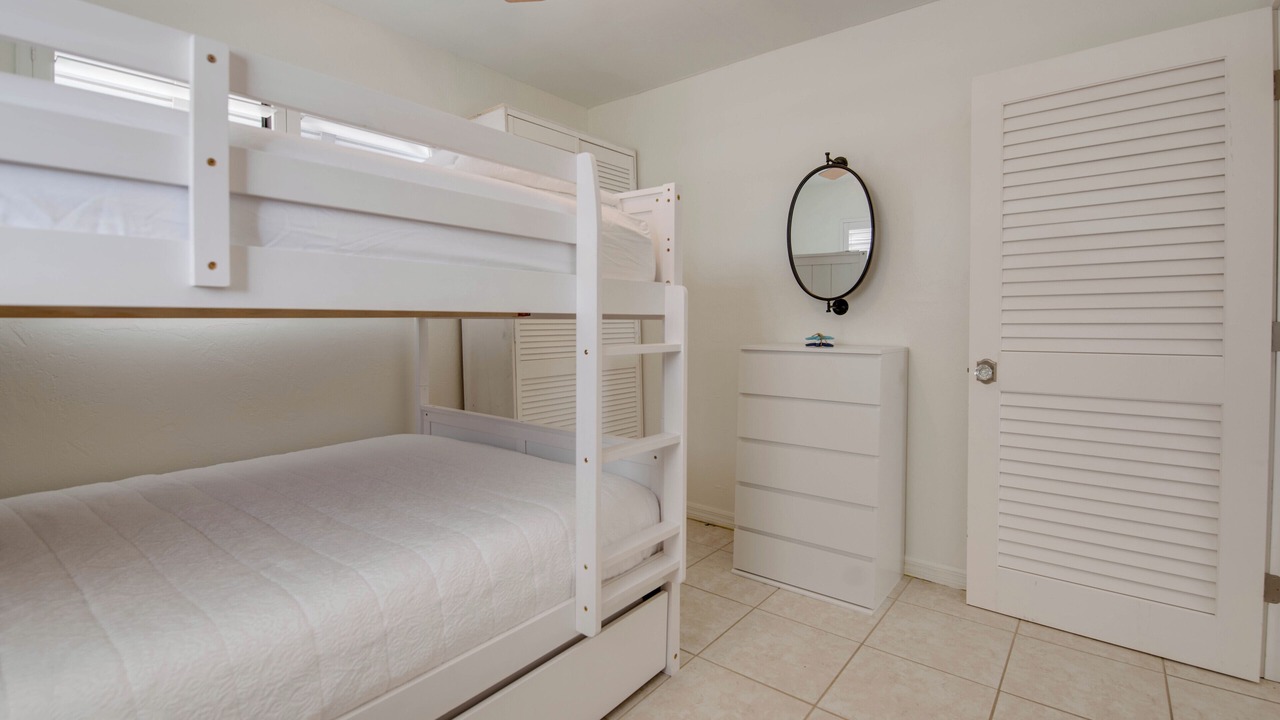Photo of Bedroom in Port Pine Heights