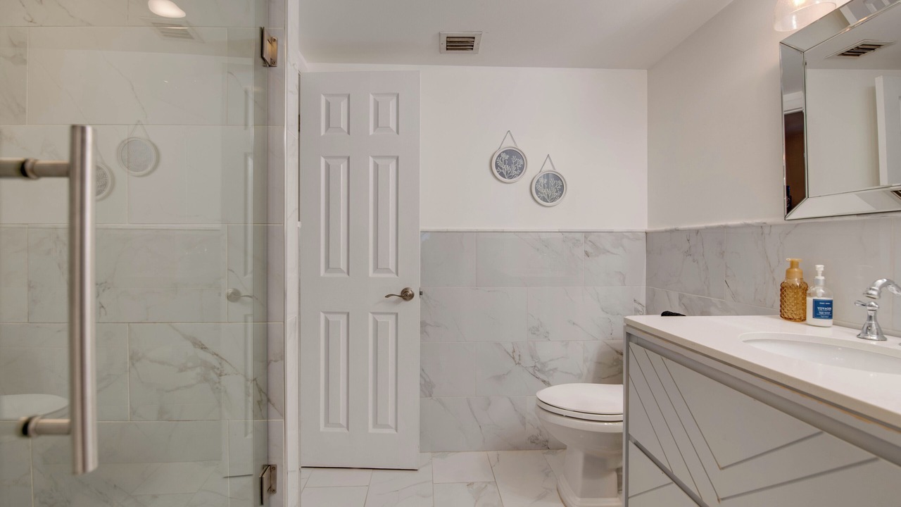 Photo of Bathroom in Cutthroat Harbor Estates
