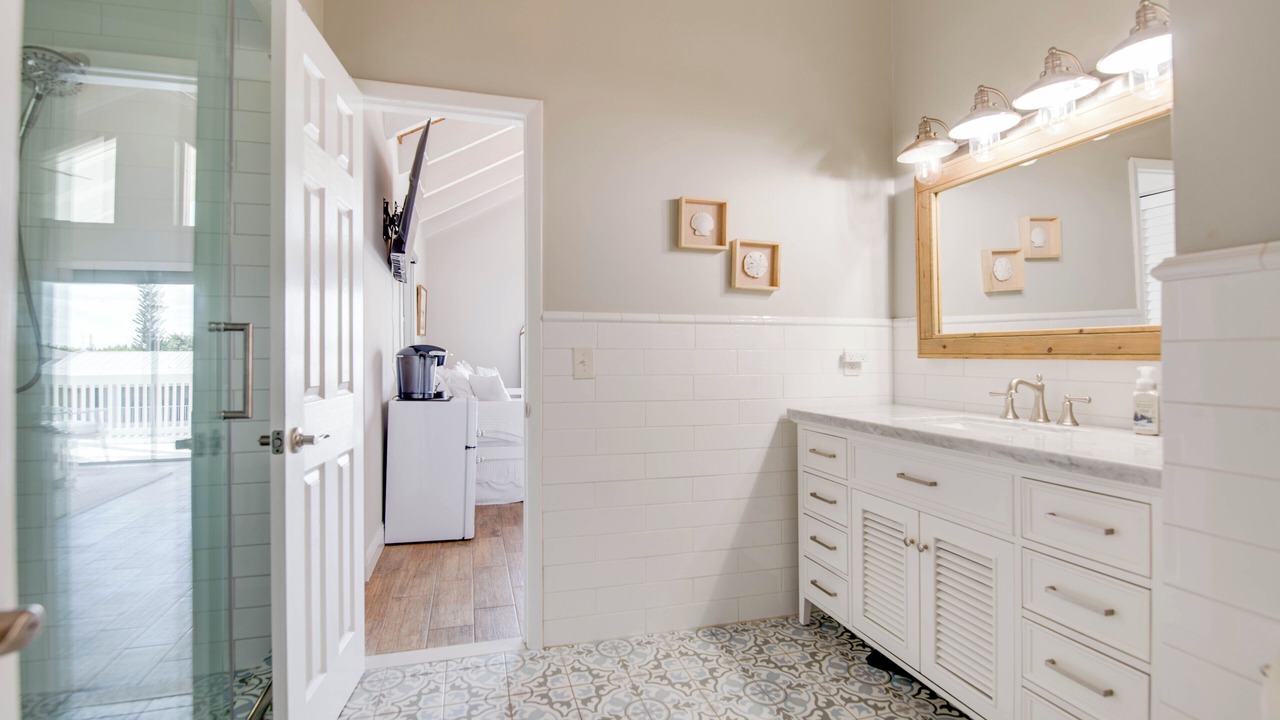 Photo of Bathroom in Cutthroat Harbor Estates