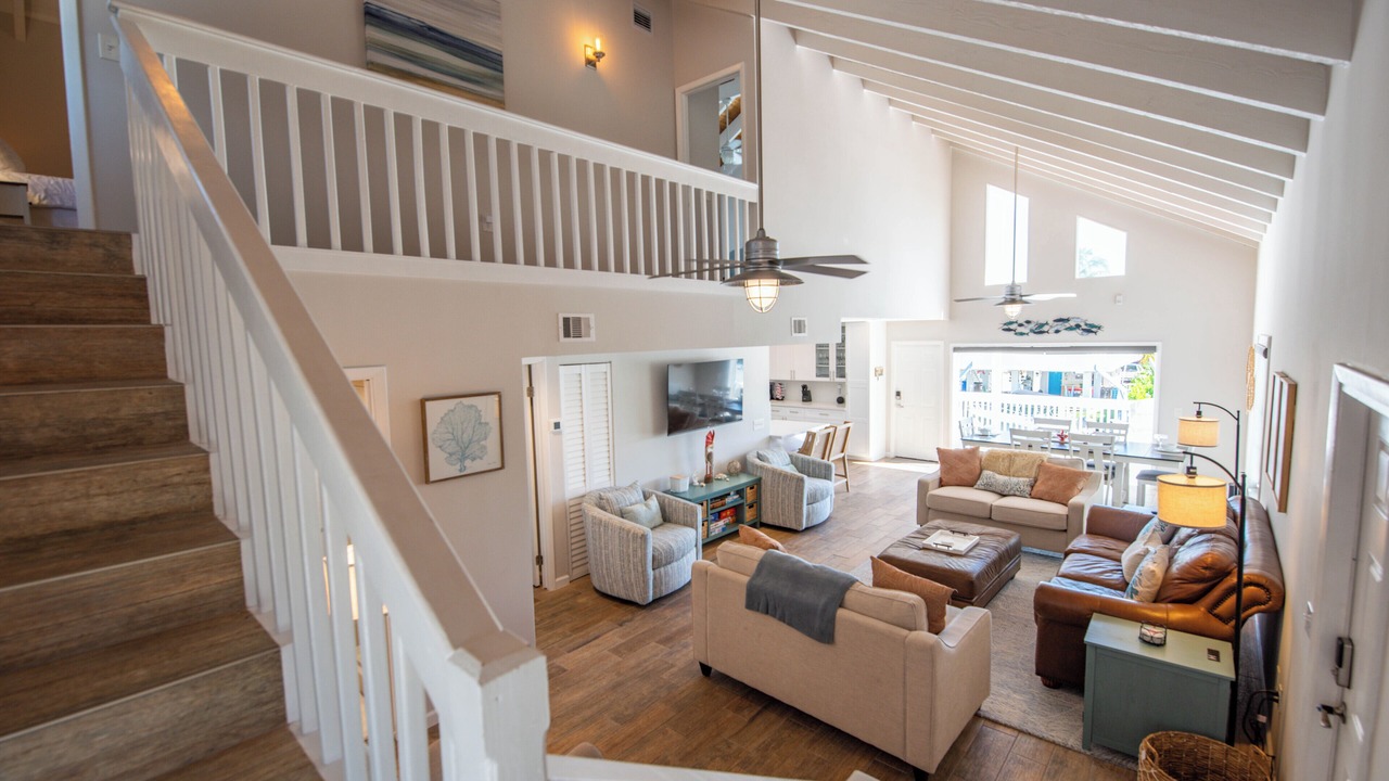 Photo of Livingroom in Cutthroat Harbor Estates