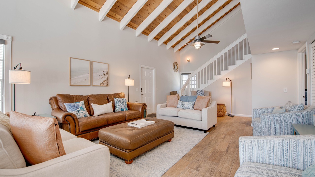 Photo of Livingroom in Cutthroat Harbor Estates