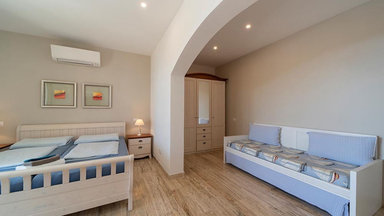 Photo of Bedroom in Lacona